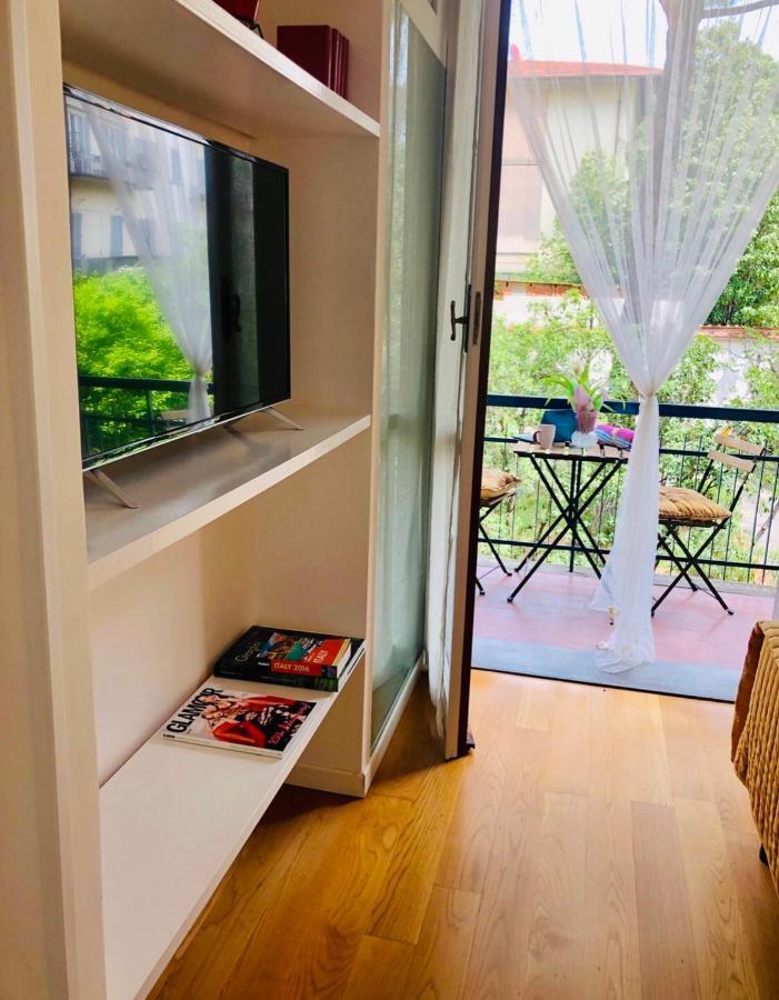 Florence Liberta Apartment With Balcony ภายนอก รูปภาพ
